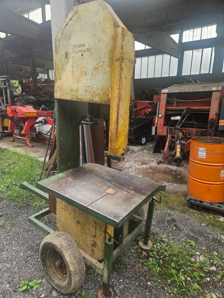 Sega a nastro PERAGA mod.600 carrellata